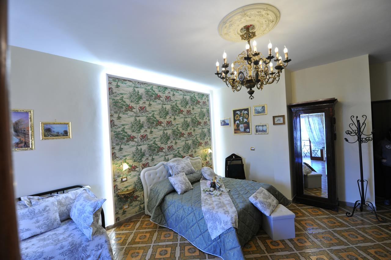 B&B Le Cycas Castellammare di Stabia Εξωτερικό φωτογραφία
