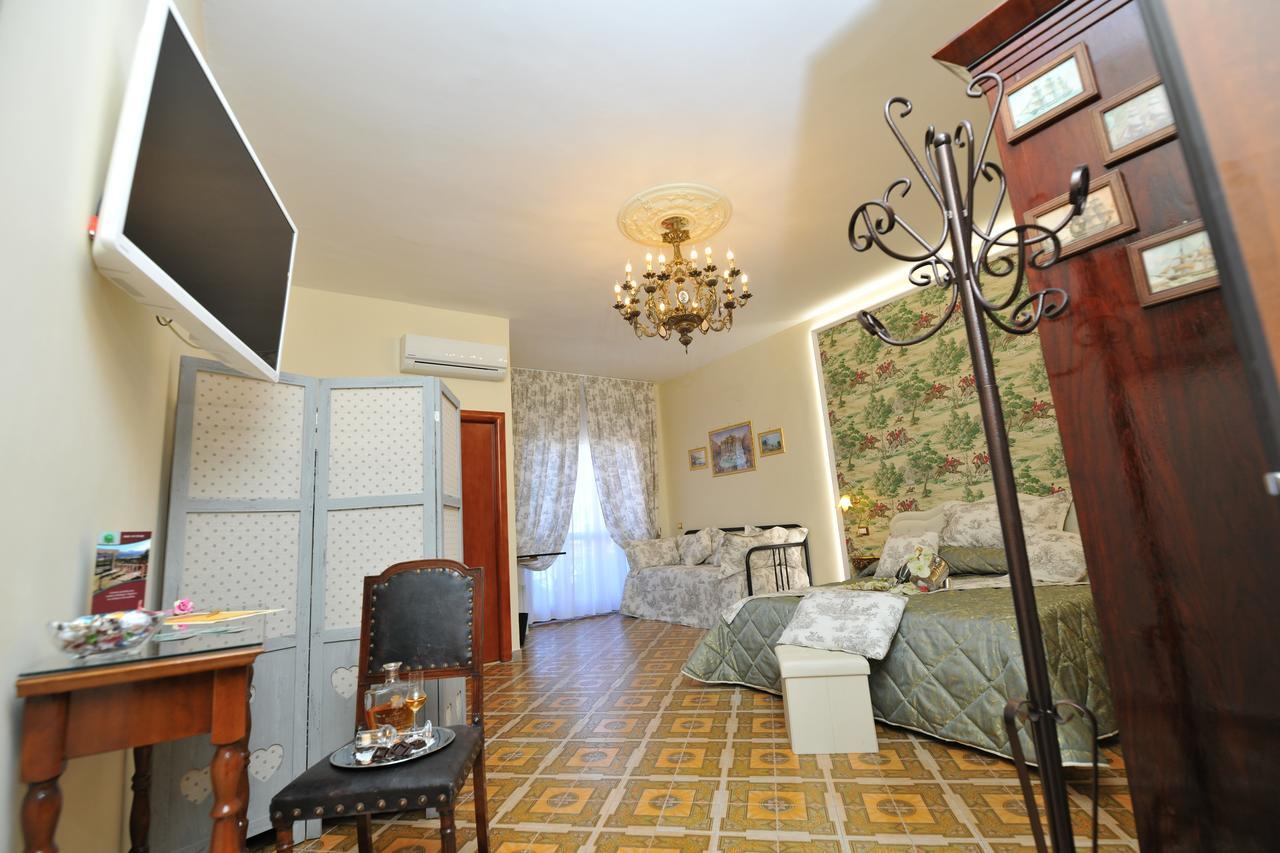 B&B Le Cycas Castellammare di Stabia Εξωτερικό φωτογραφία