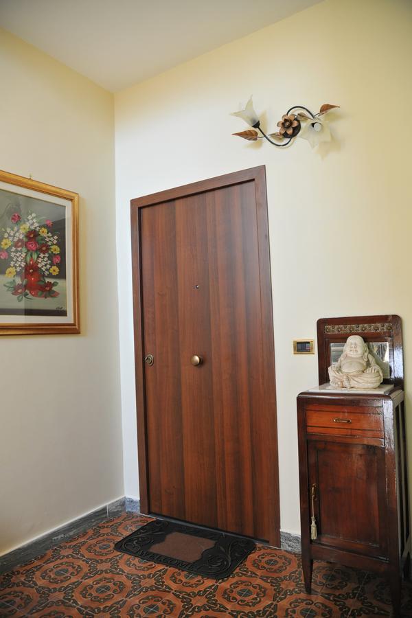 B&B Le Cycas Castellammare di Stabia Εξωτερικό φωτογραφία