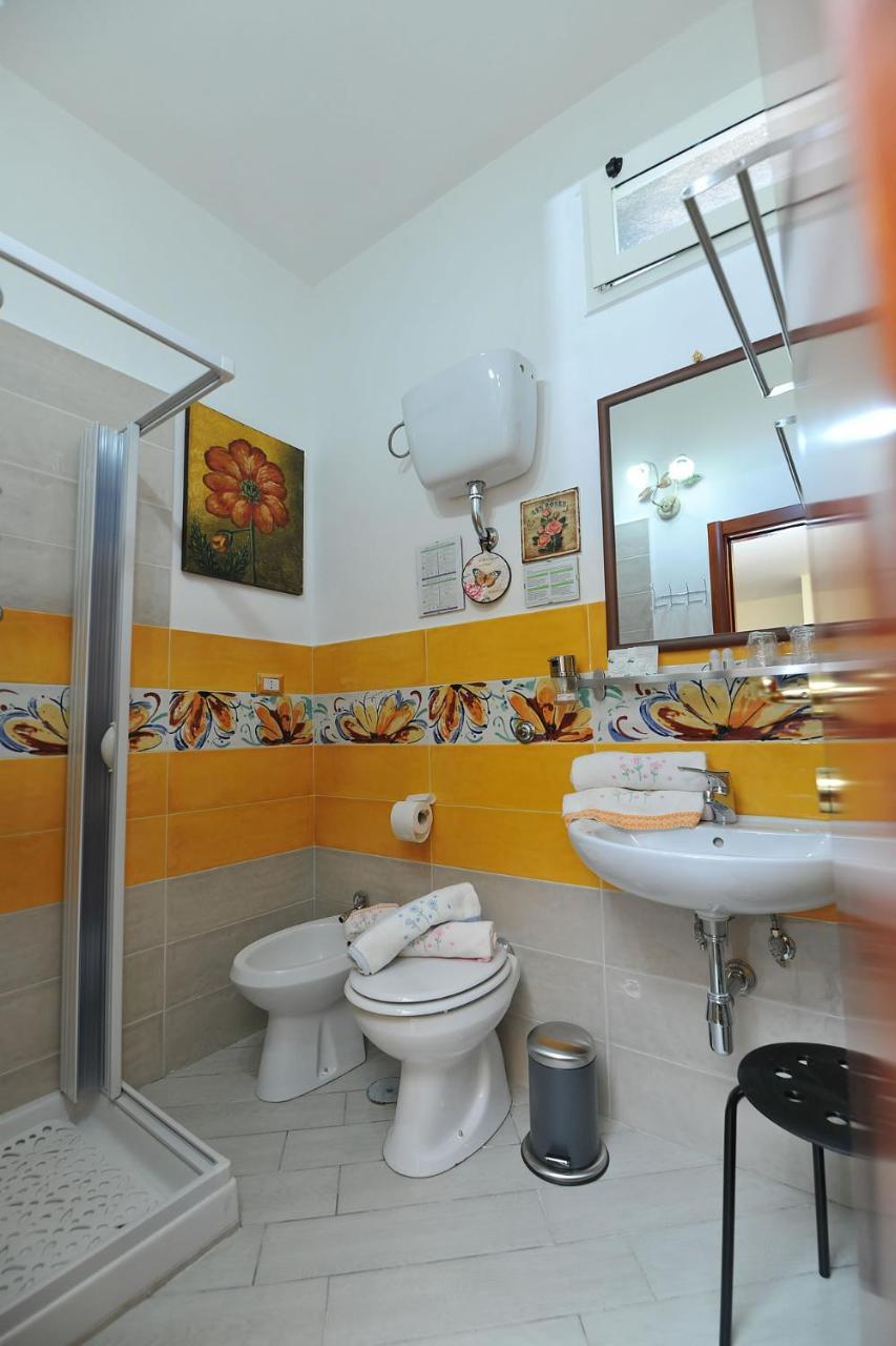 B&B Le Cycas Castellammare di Stabia Εξωτερικό φωτογραφία