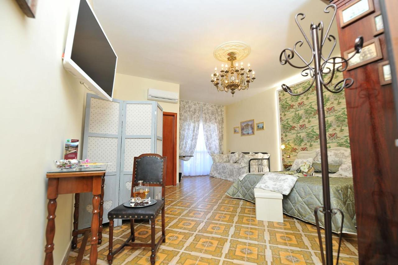 B&B Le Cycas Castellammare di Stabia Εξωτερικό φωτογραφία